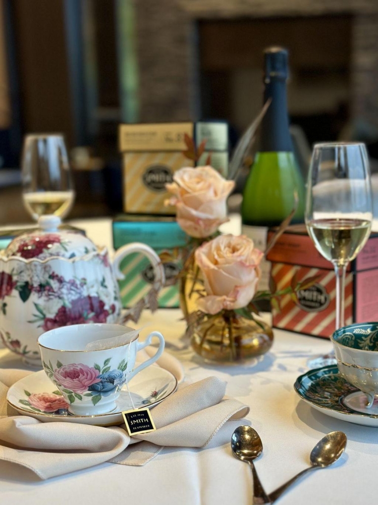 Holiday Tea at Amaterra Winery