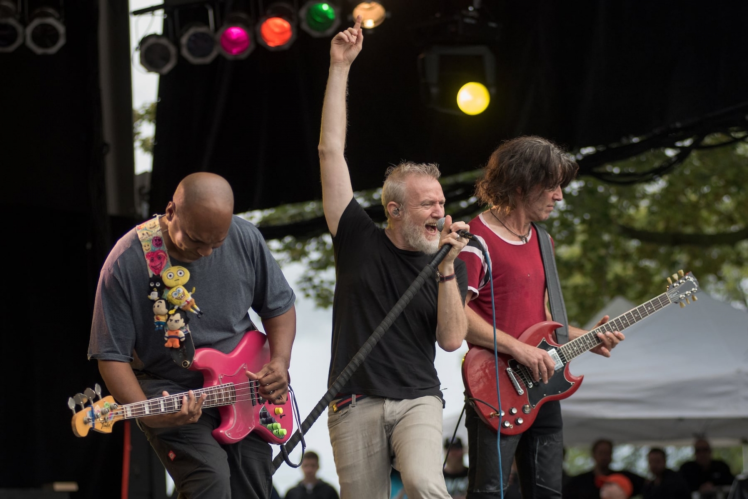 Community Plus - Oregon Today News - ‘90s Singer Says He Was ‘high 24/...