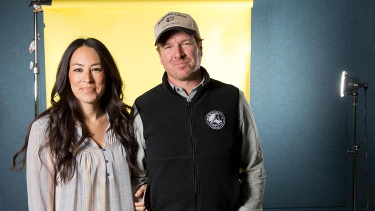 Chip Gaines responds to backlash over same-sex couple on 'Back to the Frontier'