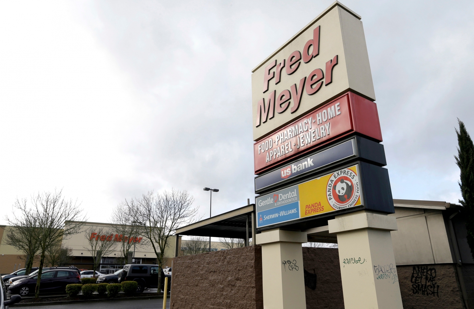 Northeast Portland’s Gateway Fred Meyer closure to result in the loss of nearly 250 jobs  