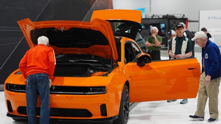 Stellantis warns of $2.7 billion loss for 1st half of 2025 due to tariffs and some big charges