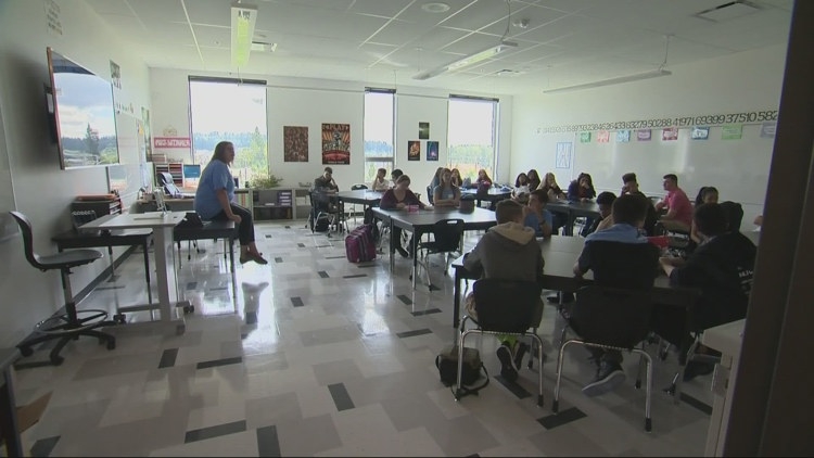 Middle school students in Oregon's largest school district will be graded differently