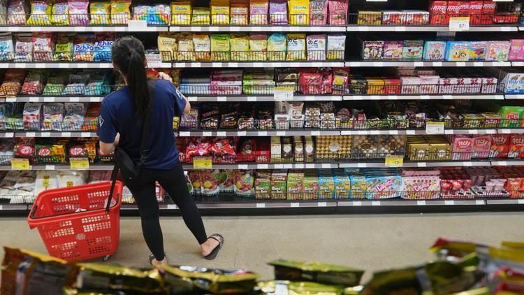 Rising grocery costs cause financial stress for most US adults