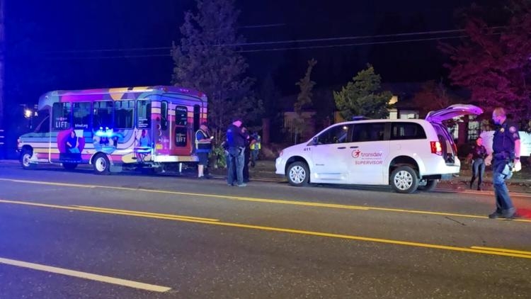 TriMet LIFT Paratransit passenger accused of stabbing employees in Northeast Portland