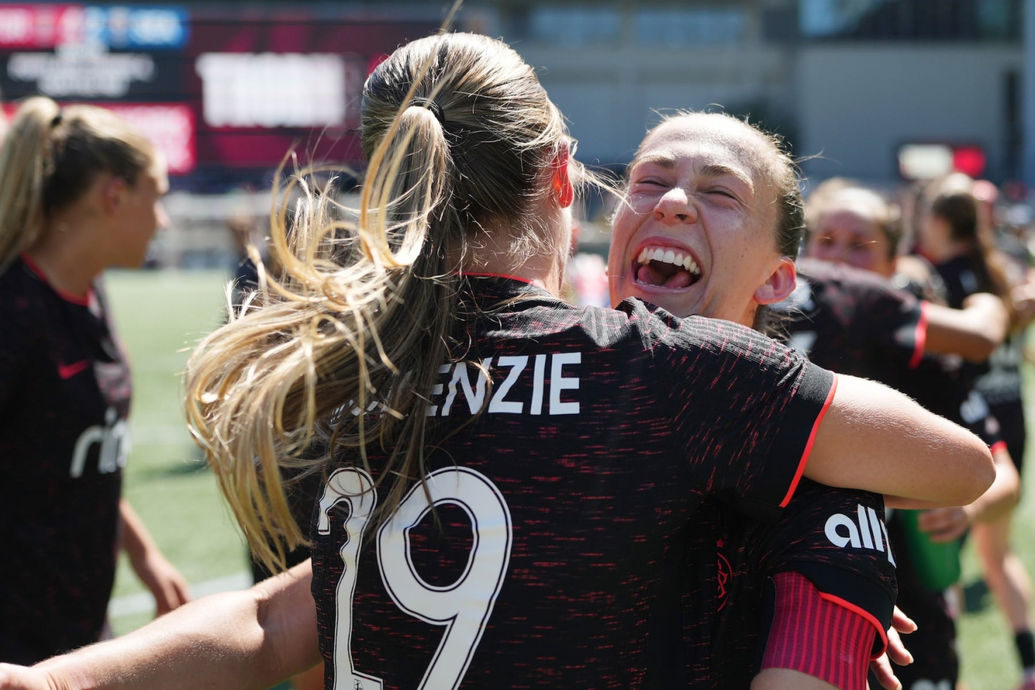 Portland Thorns stretch home unbeaten streak to a club-record 10 in rout of Seattle Reign