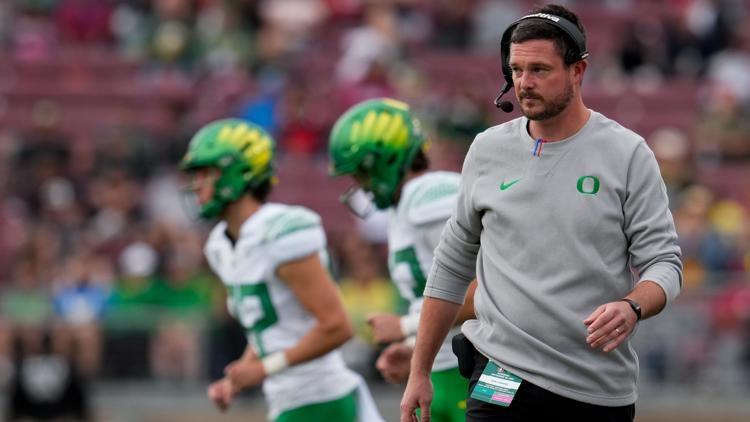 Ducks open at No. 7 in AP poll with playoff dreams in sight for 2025 season