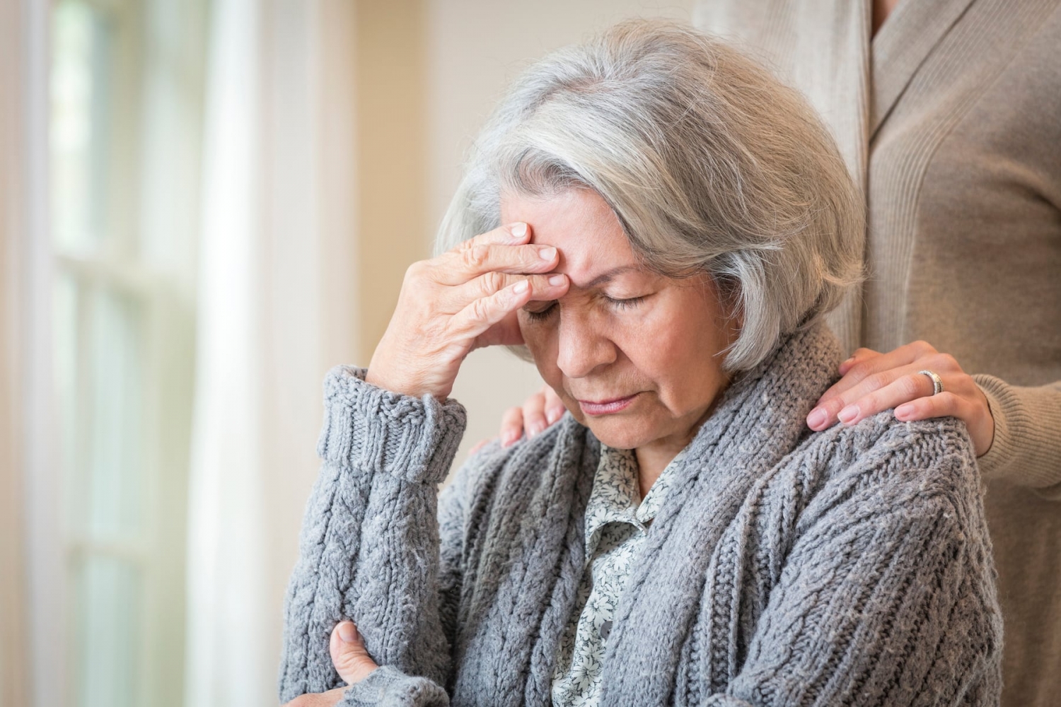 Dear Annie: Grieving, isolated widow feels alone, invisible, unwanted