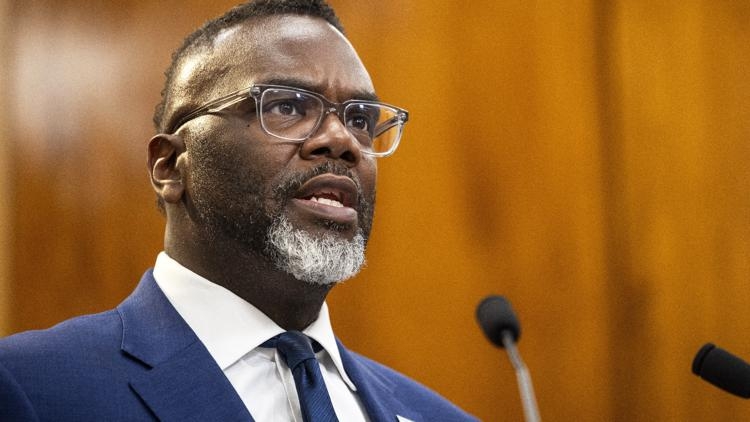 'Stay out of our city': Chicago officials slam Trump's threat to target city in next crime crackdown