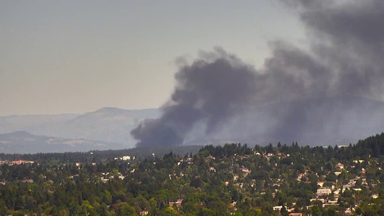 What's burning in Gresham? Plume of smoke sighted over city
