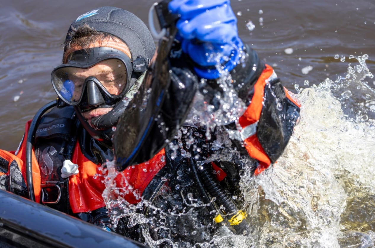 From California to Oregon, one diver’s battle to bring families closure