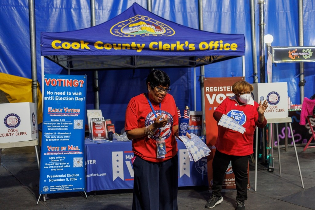 Justice Department demands Illinois hand over voter data. Election officials are debating compliance.