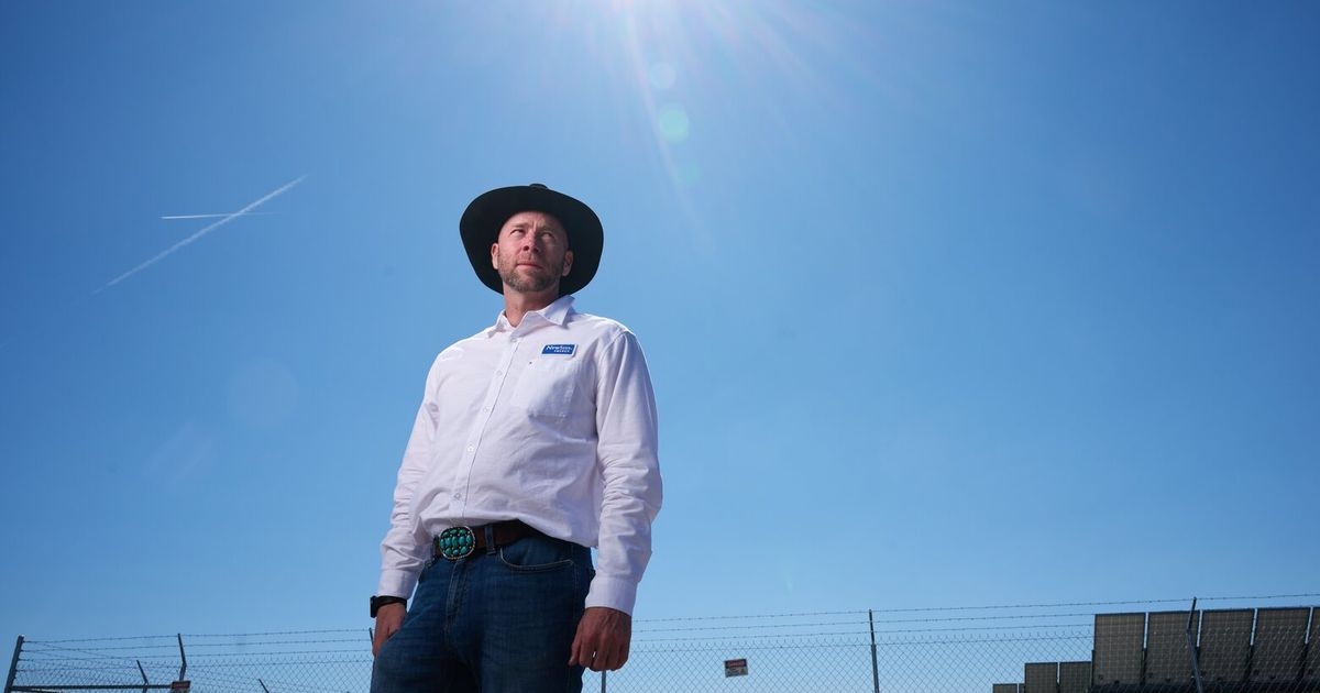 Seattle hopes to build its future in Oregon’s desert — or blackouts may follow
