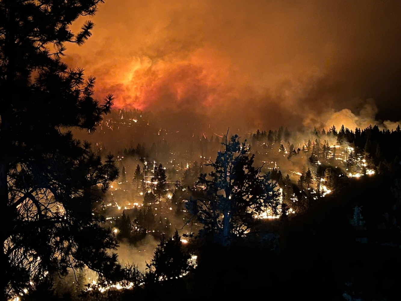 Central Oregon air quality considered ‘unhealthy’ as growing Flat fire remains uncontained