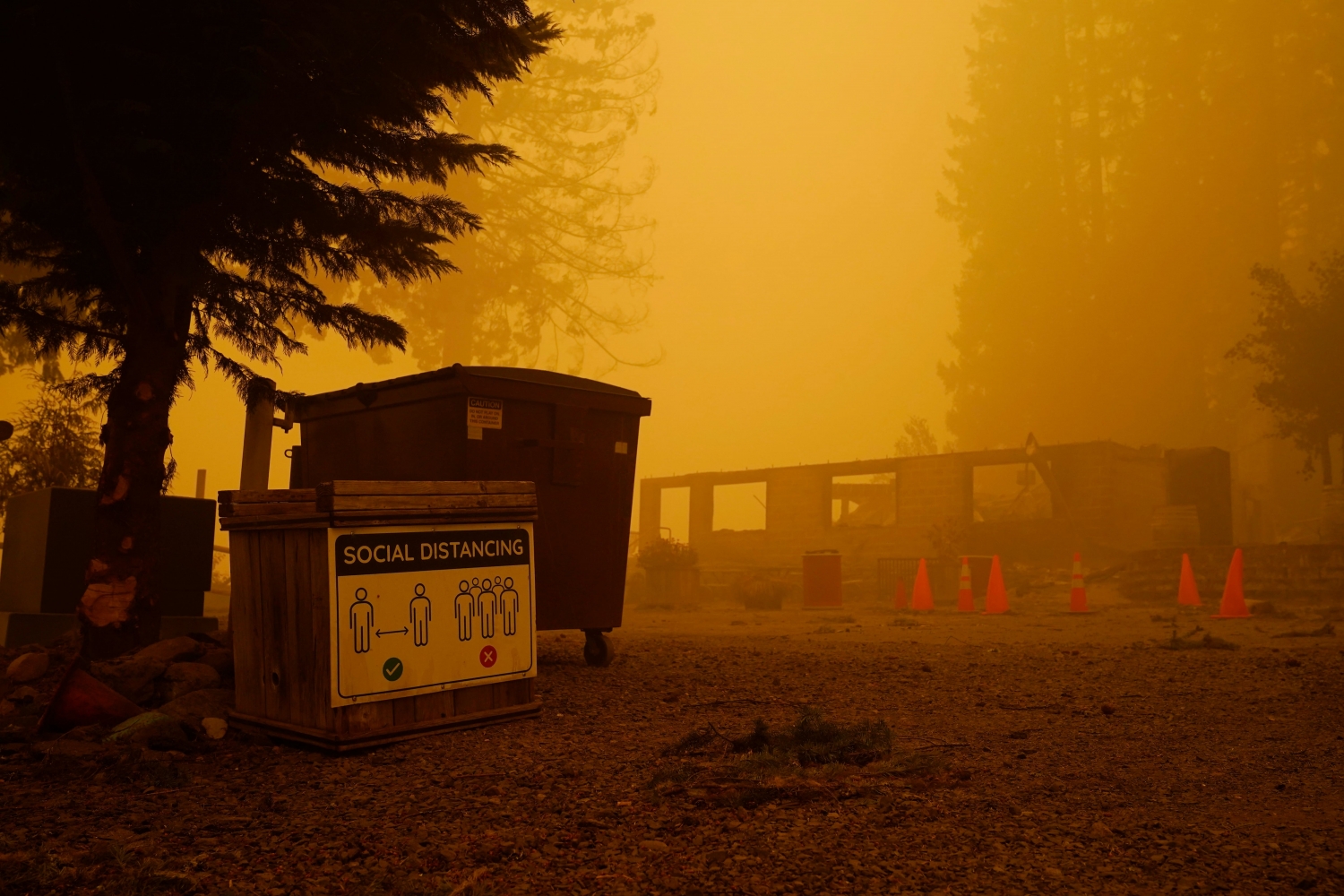 2 Detroit residents reflect on anniversary of Santiam Canyon fires, journeys of recovery