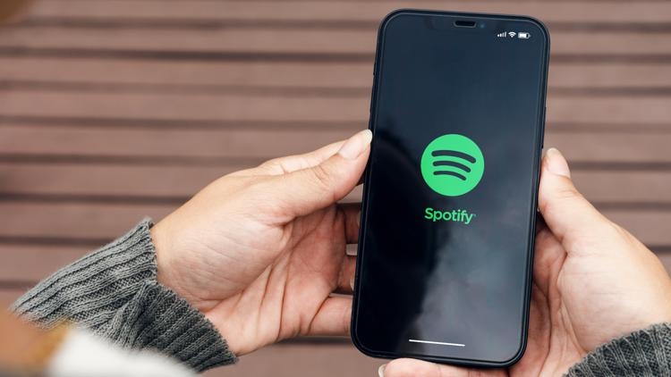 Spotify introduces in-app Messages for sharing music and more