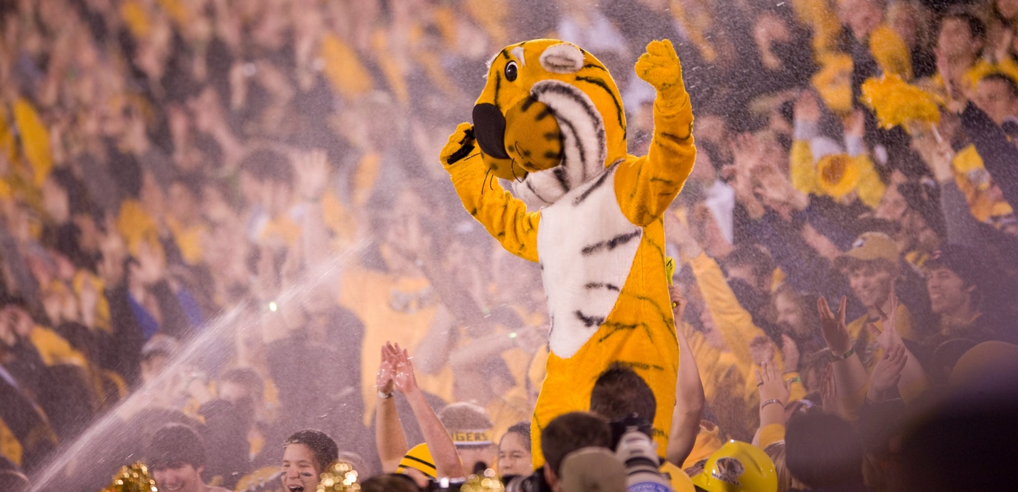 Watch Missouri vs Central Arkansas football streaming free today