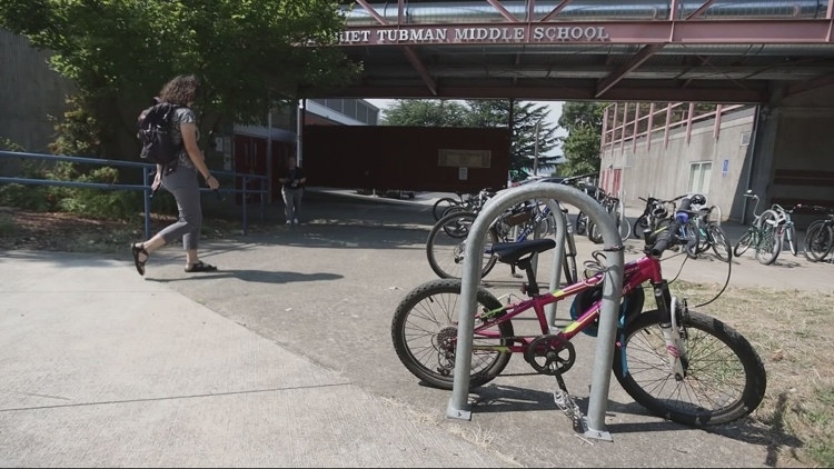 'A lot of frustration' as families call on Portland Public Schools to install AC in aging schools after Friday's early dismissal