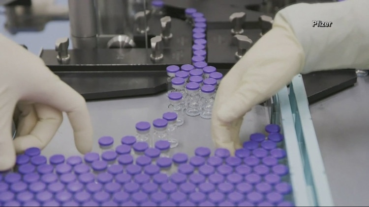 FDA's new COVID-19 vaccine recommendations cause confusion, uncertainty in Oregon and Washington