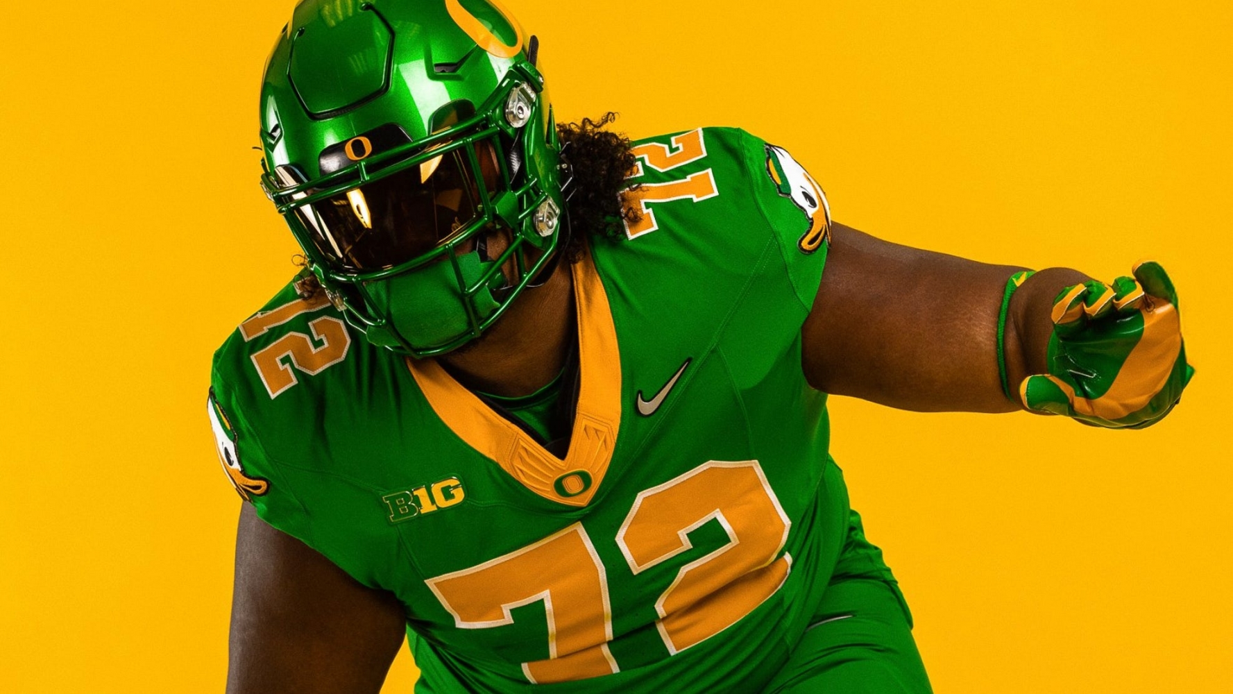 Oregon Ducks unveil all-green uniforms for Week 2 vs. Oklahoma State