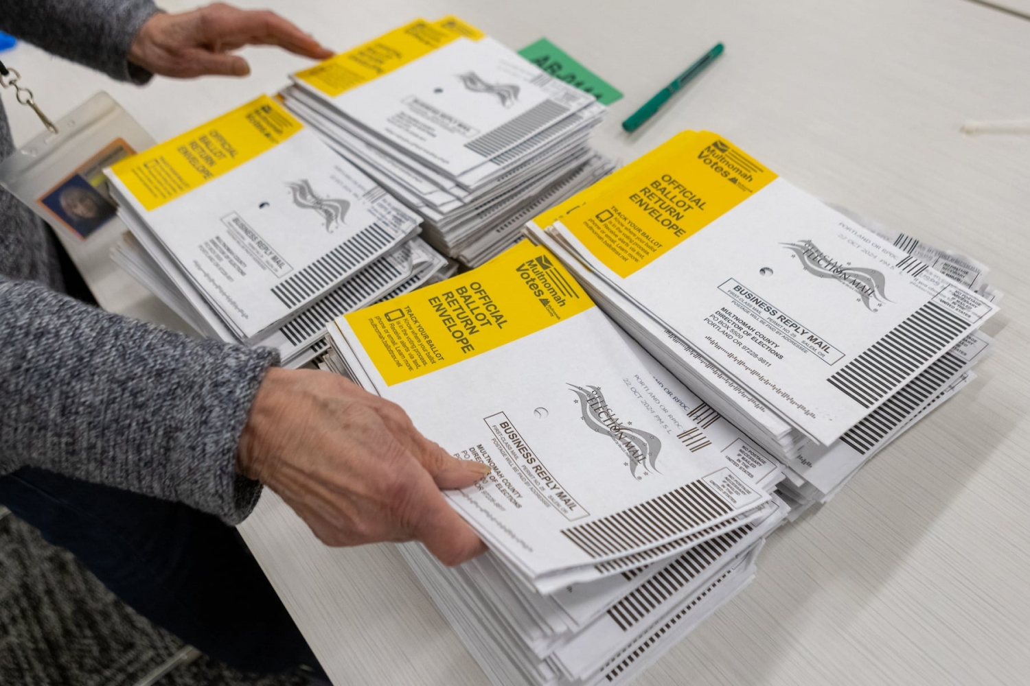 Trump administration sues Oregon to force it to turn over full information about each Oregon voter