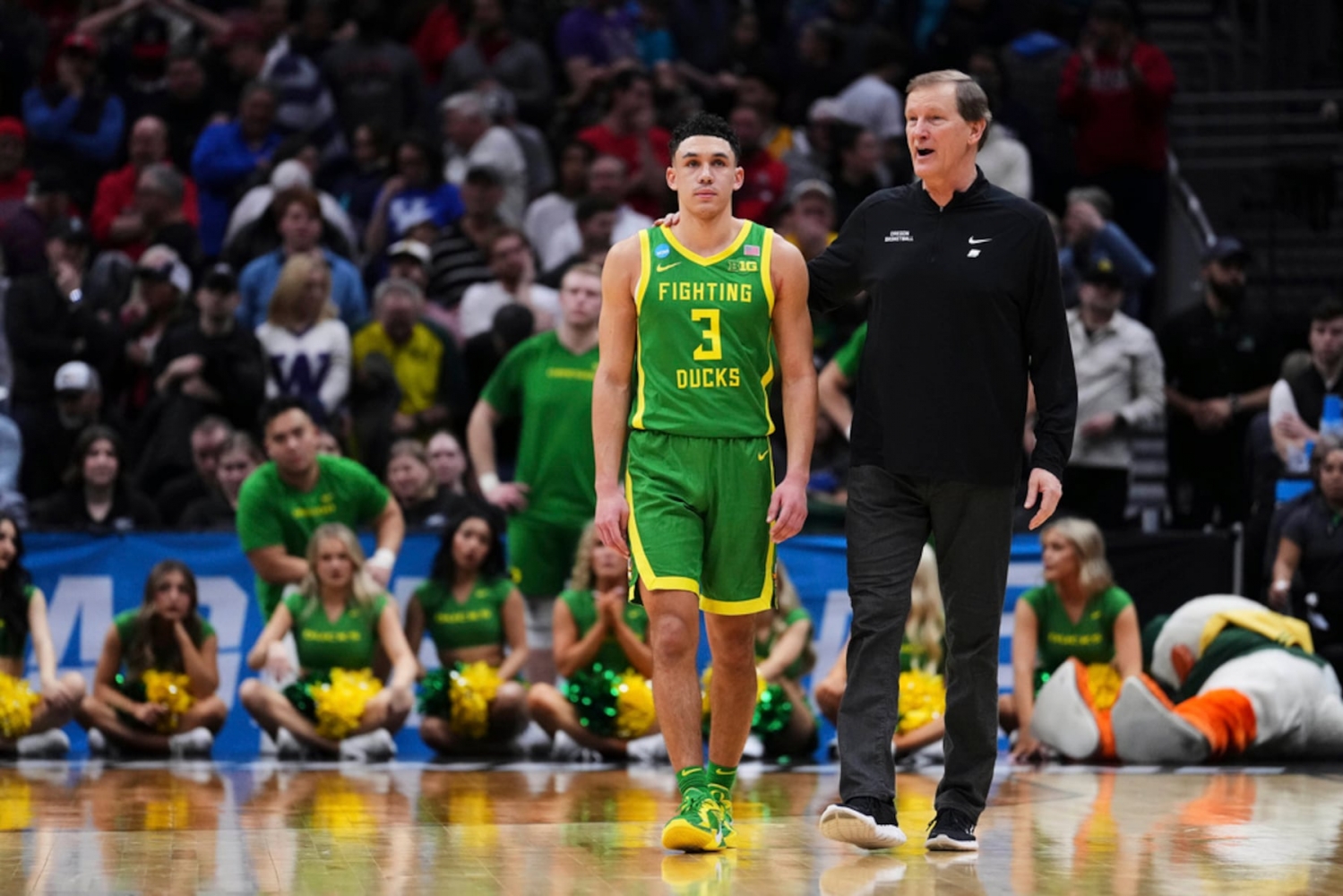 Oregon men’s basketball to play at UCLA on same day as Big Ten Football Championship Game