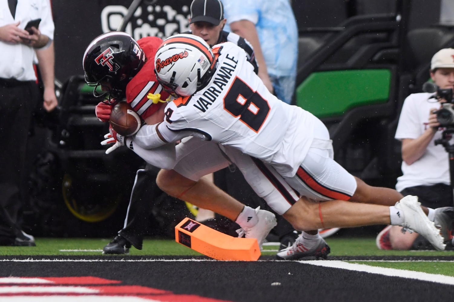 Beavers Beat podcast: What will it take for Oregon State to stay competitive with No. 6 Oregon?