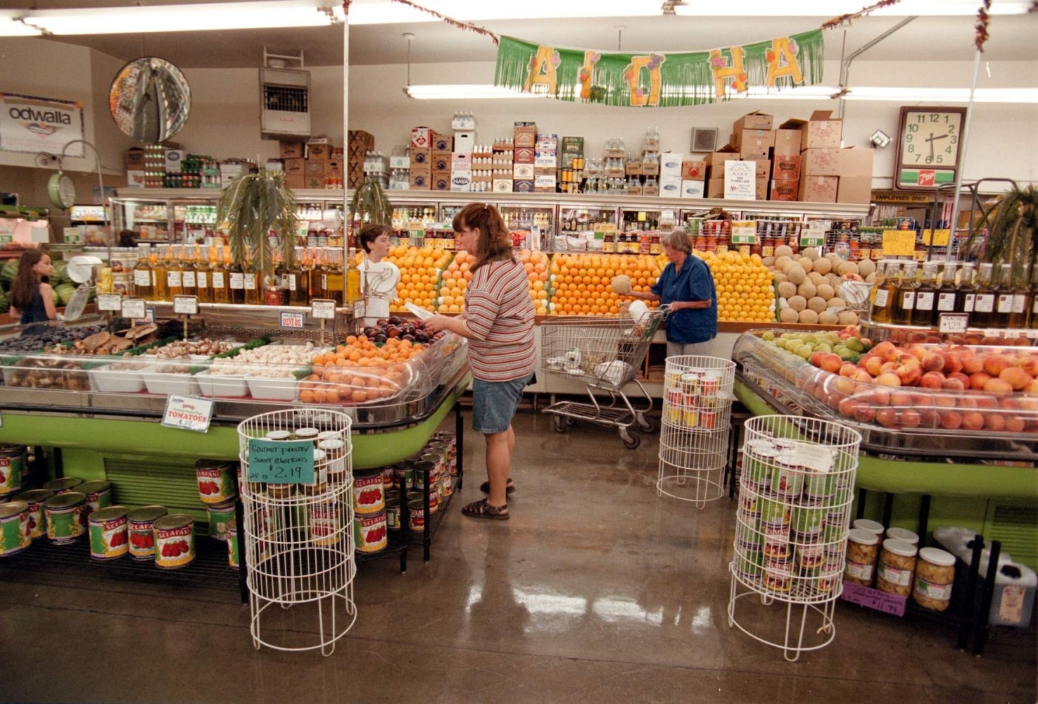 ‘We’re not going anywhere’: Century-old Portland grocer addresses closure rumors