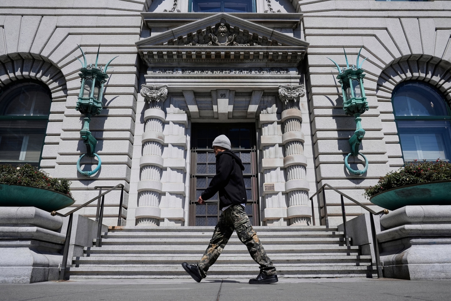 OPB’s First Look: Oregon National Guard case goes to court