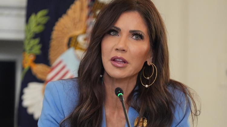 Federal government looks to expand presence in Portland, purchase more property, DHS Secretary Kristi Noem says