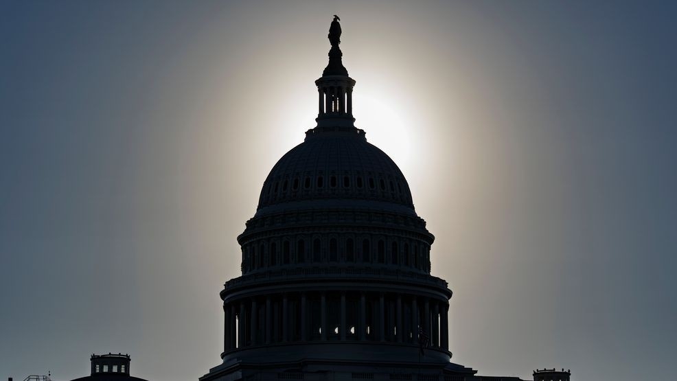 Oregon Democrats sound the alarm on potentially higher healthcare premiums during shutdown