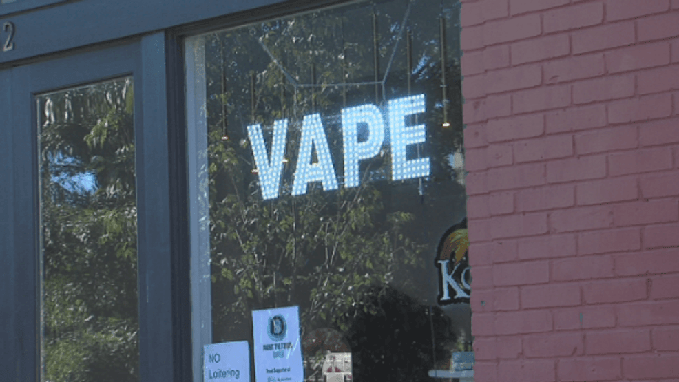 Macon-Bibb halts vape shop permits to review regulations