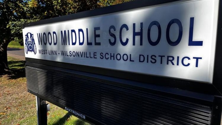ICE agents asked to leave middle school campus near Wilsonville