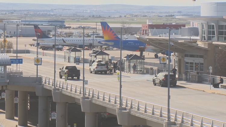 Flight diverted to Boise Airport after Washington woman allegedly assaulted crew members, police say