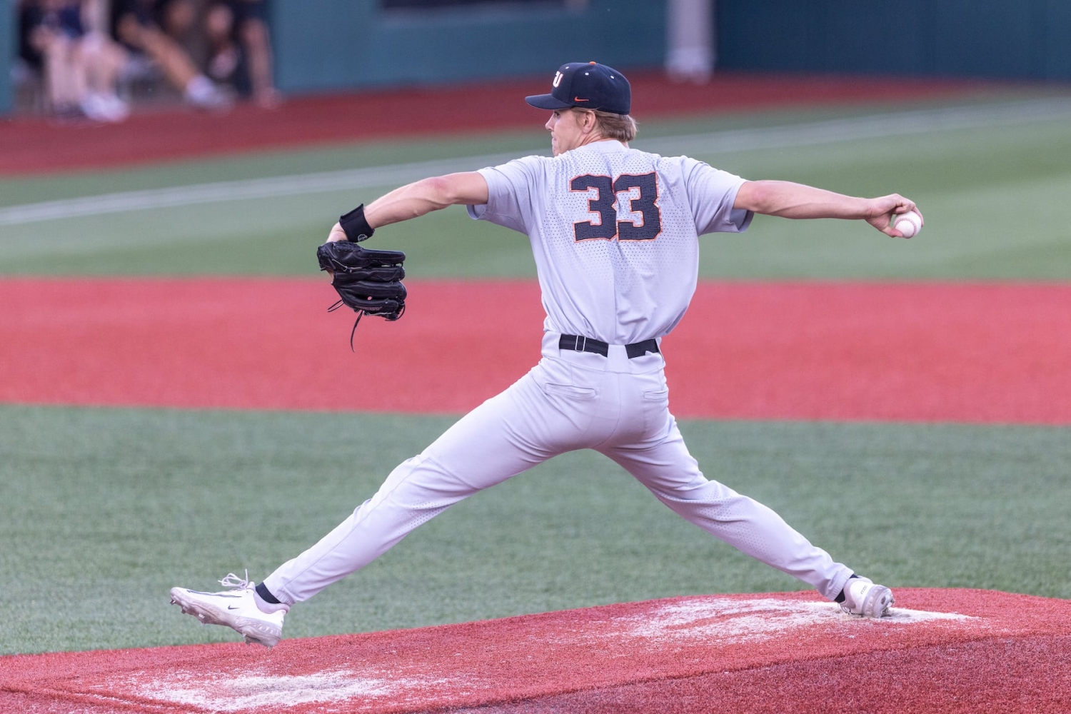 Oregon State secures commitment of right-handed pitcher in transfer portal