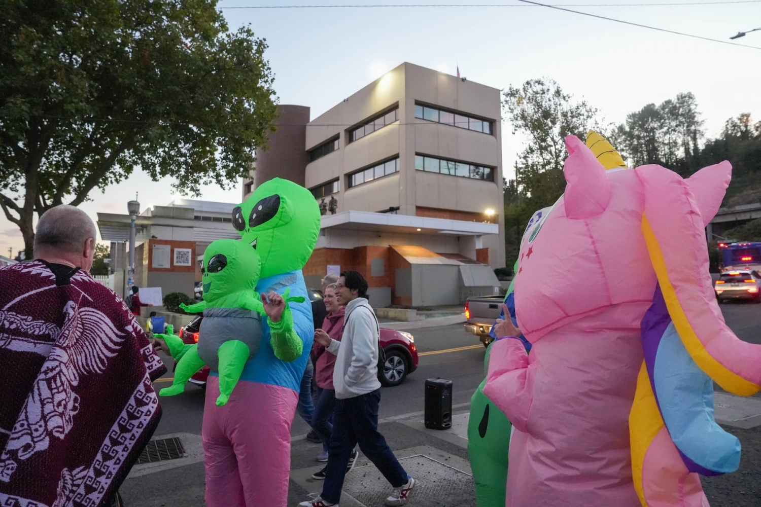 Giraffe-costumed protester detained by ICE raises over $112K for legal fees