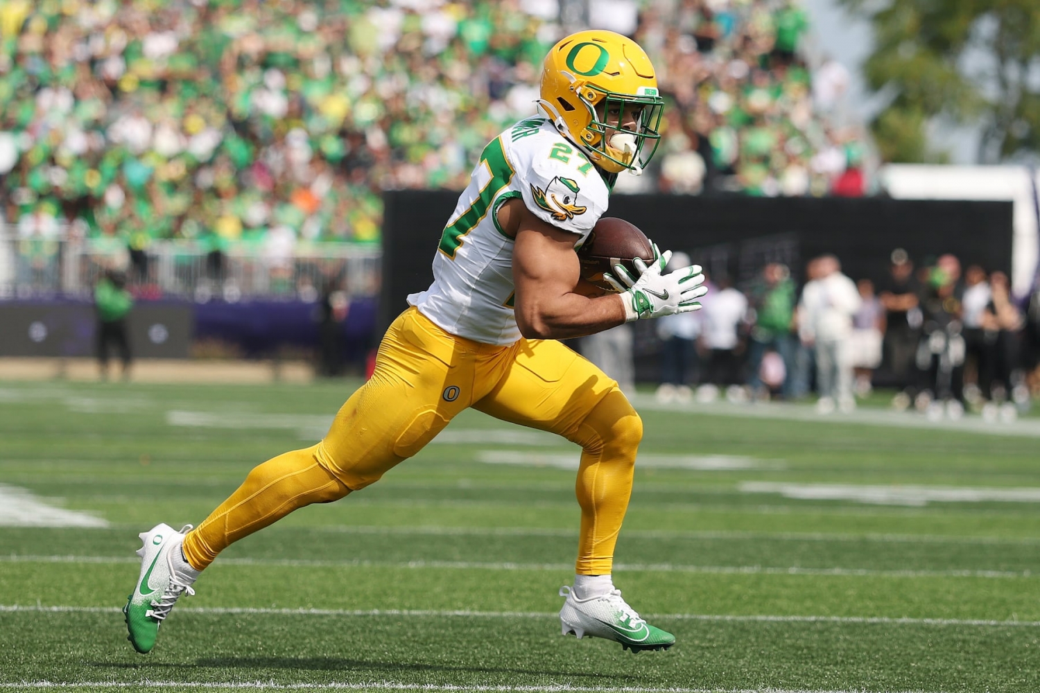 Oregon running back out against Rutgers