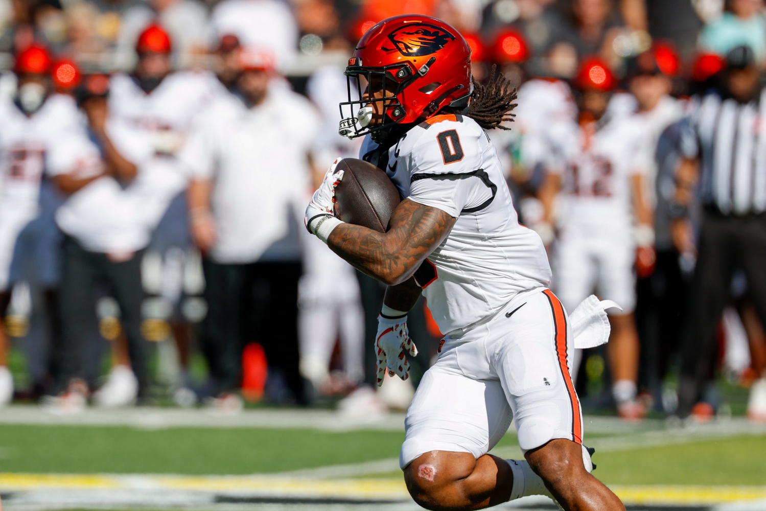 Hankerson runs for 205 yards and 4 TDs; Oregon State beats Lafayette 45-13 to snap 8-game skid