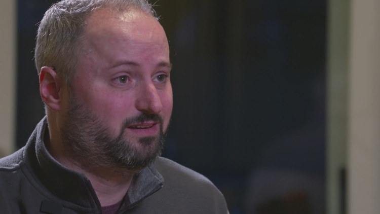 Pierce County man 'humiliated' by Alaska Airlines flight attendant over use of hearing aids
