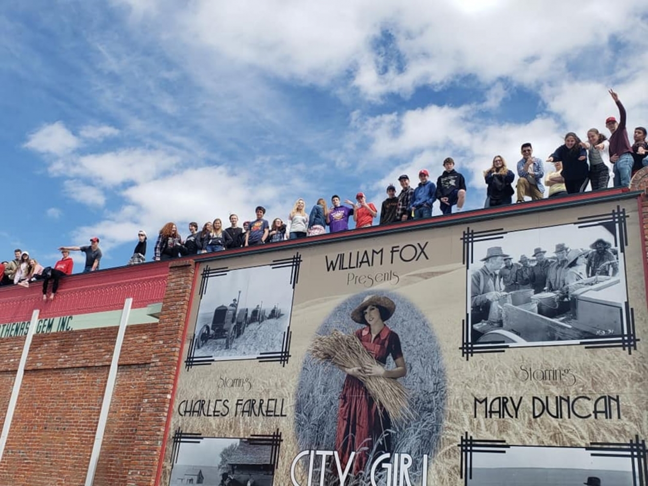 Abandoned Oregon theater reopens to applause after two generations of DIY work