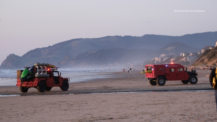 1 dead after being caught in sneaker wave near Siletz Bay on the Oregon Coast