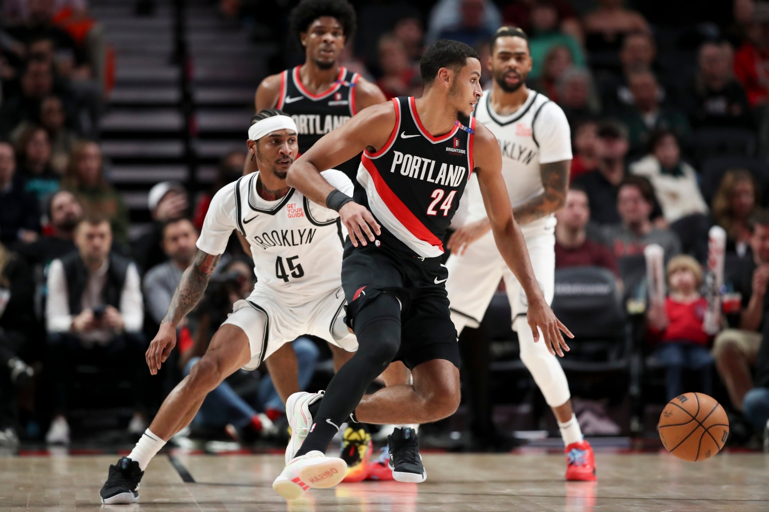 Trail Blazers ink extensions and set opening night lineup