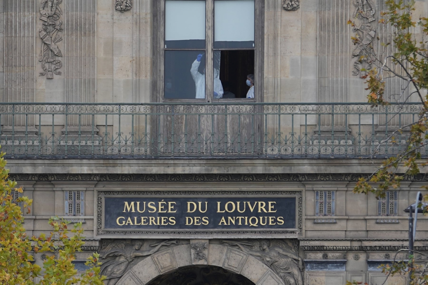 Louvre crown jewels heist: Why $102 million in gems may be gone forever