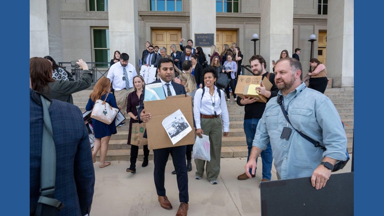 After others departed, Pentagon announces 'new' press corps filled with conservative news outlets