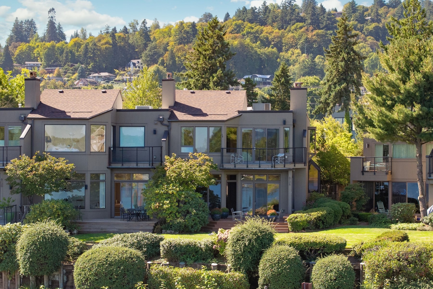 Riverfront Portland townhome with private boat slip for sale at $1.6M gets fast offer. See inside