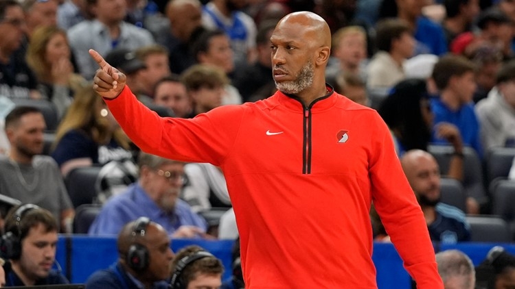 Portland Trail Blazers head coach Chauncey Billups arrested in FBI sports betting probe, AP reports