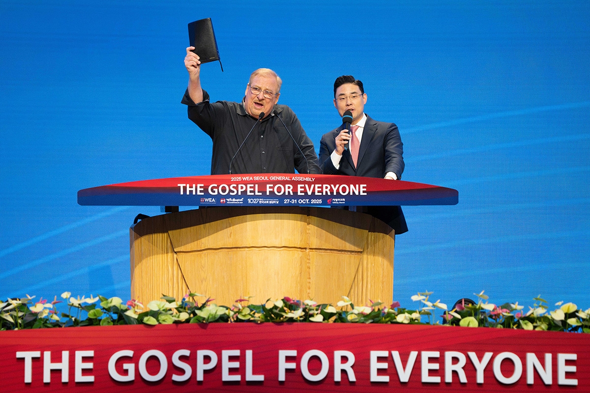 Rick Warren lists 5 things Christian leaders must do to win the world for Christ